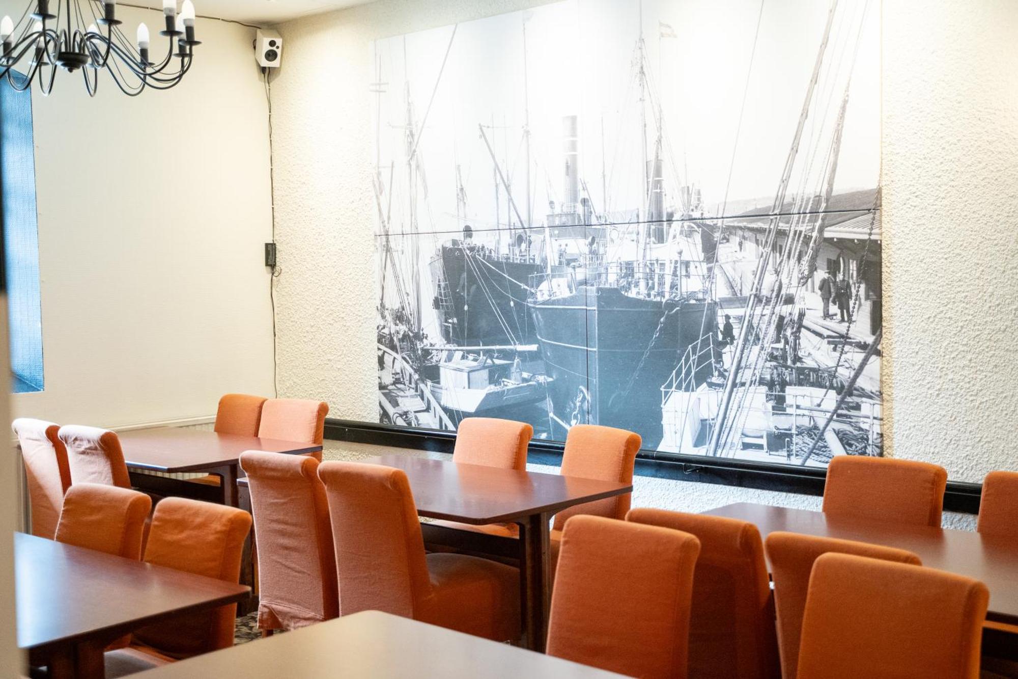 Hiisi Hotel Turku Seaport Exterior photo