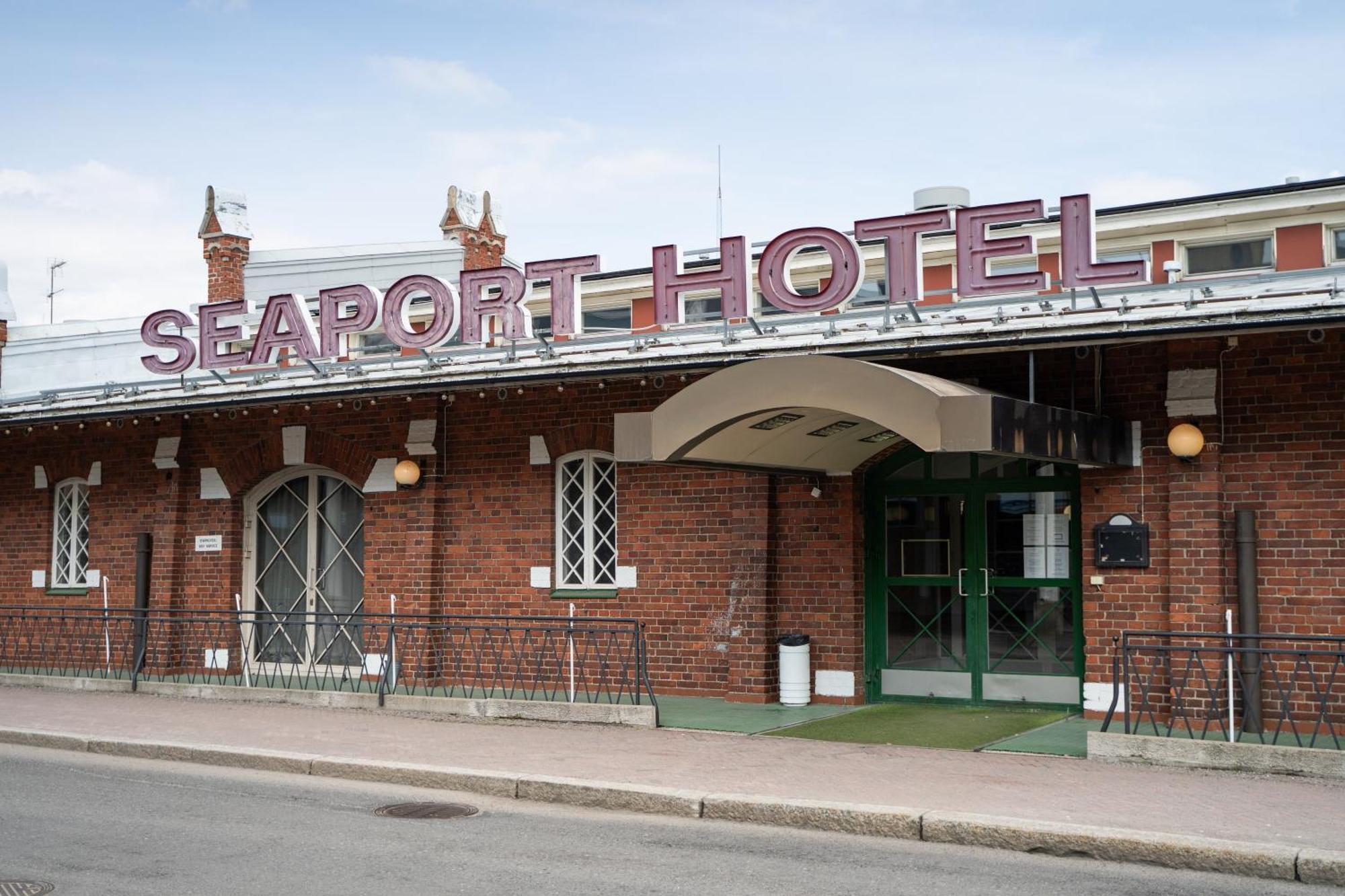 Hiisi Hotel Turku Seaport Exterior photo